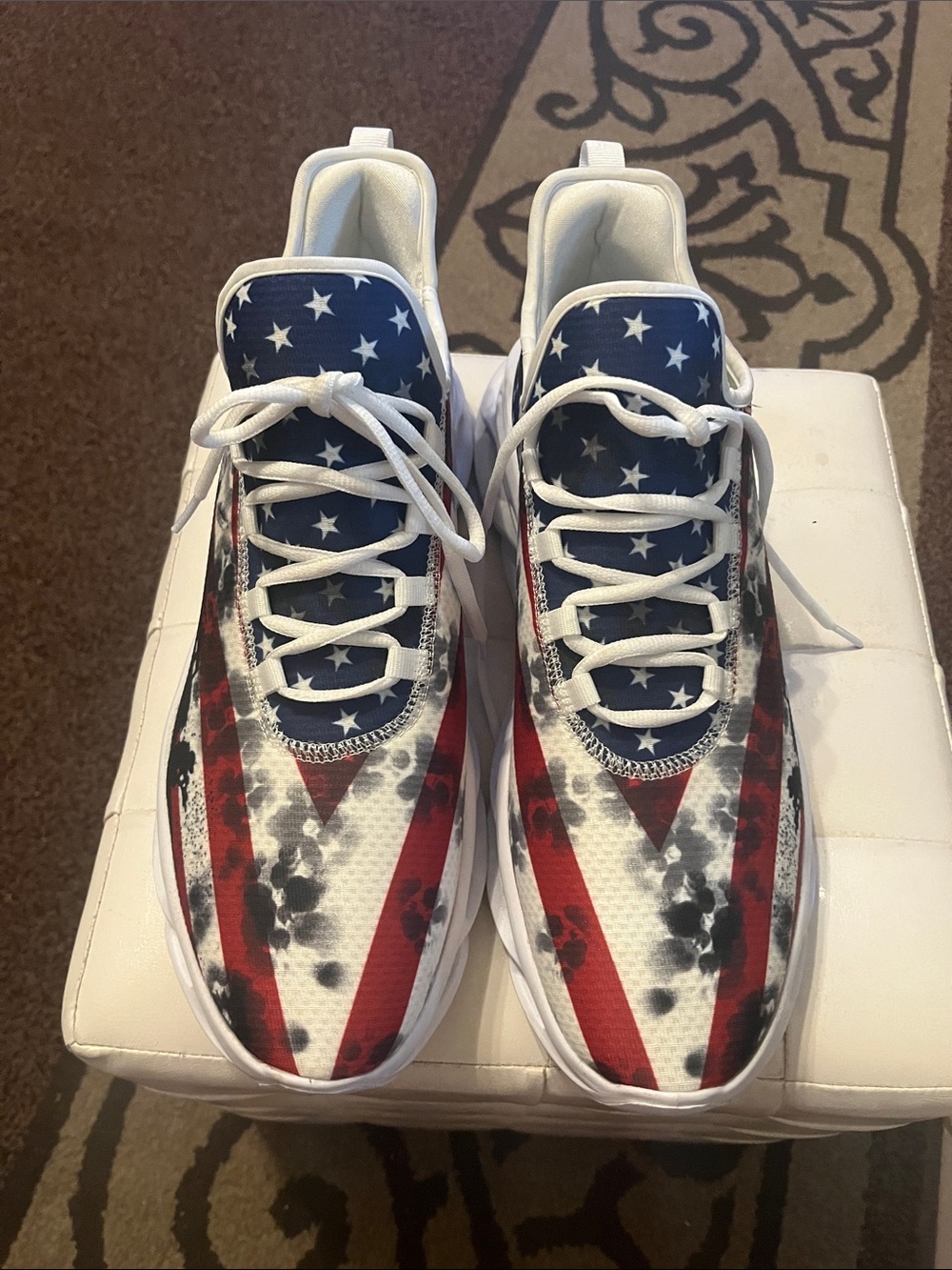 Men Sneakers - White/Red/Blue